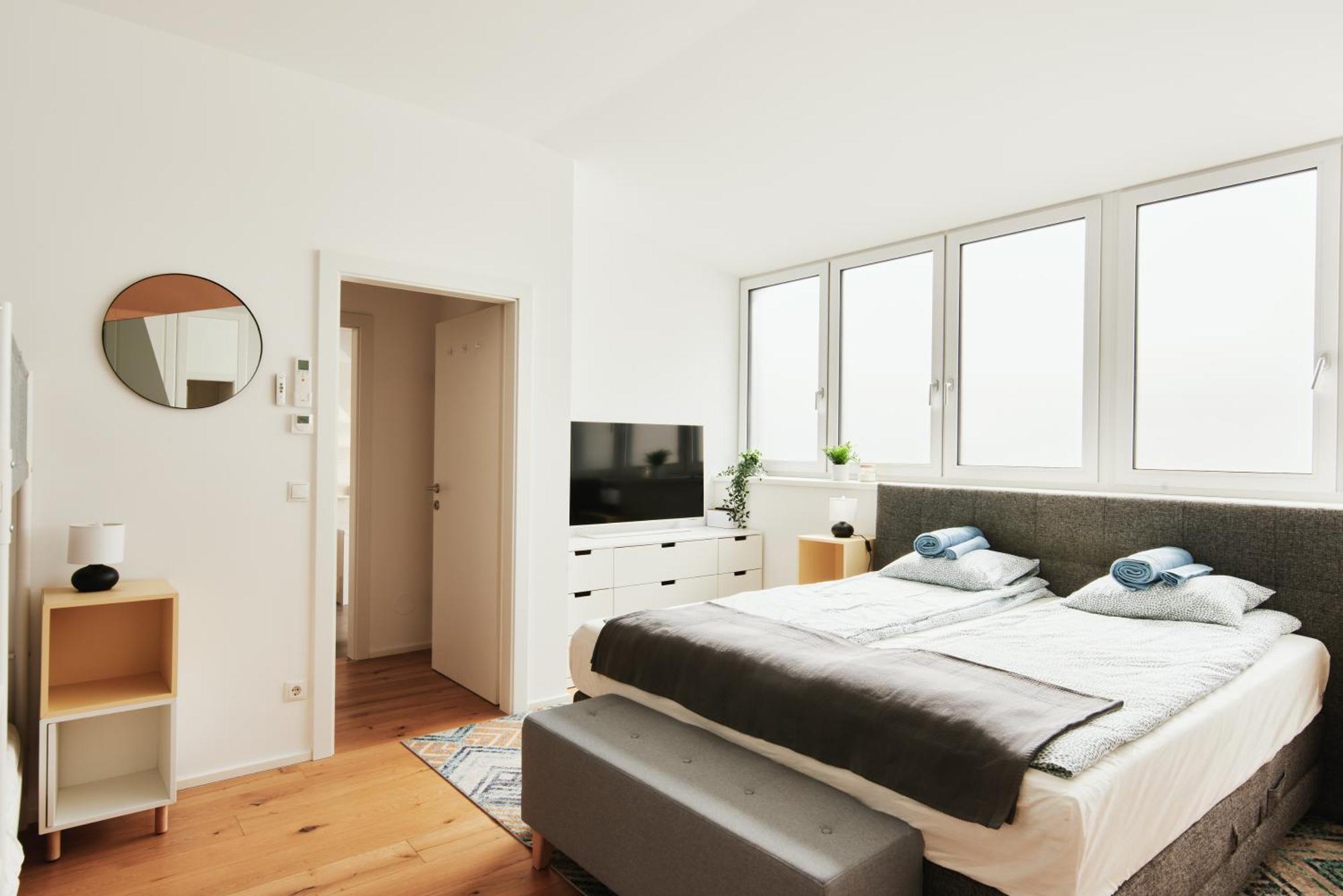 New Spacious Ultra-Modern Apartment In Wien Westbahnhof Esterno foto