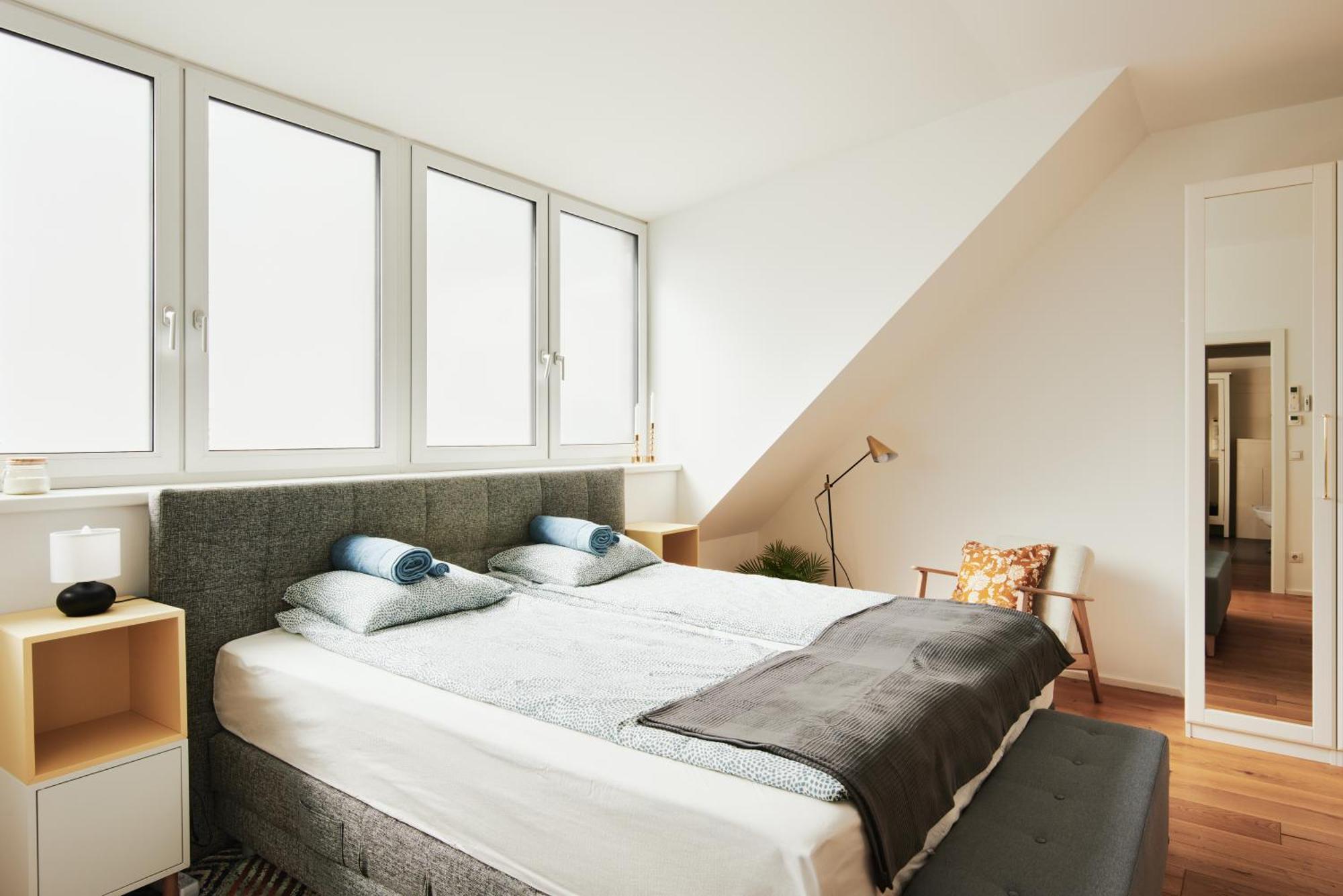 New Spacious Ultra-Modern Apartment In Wien Westbahnhof Esterno foto